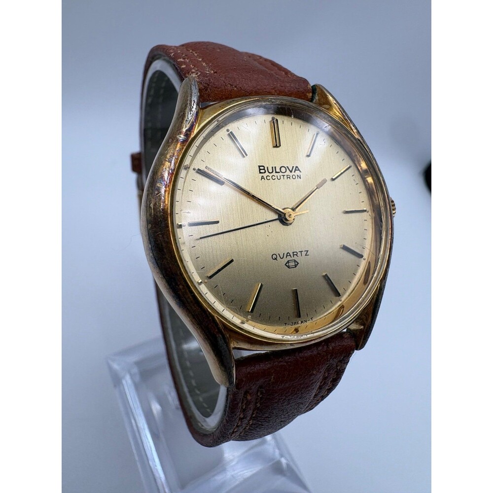 Vintage 1977 Bulova Accutron Quartz Watch N7 Gold Tone Japanese Movement